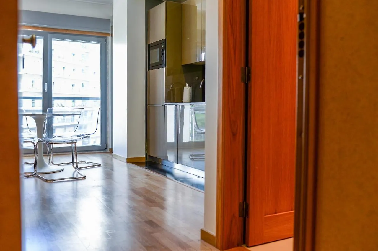 Lisbon Brown Cozy Apartment 0*,